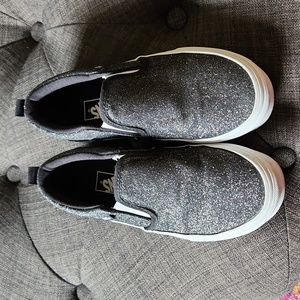 Youth girls slip on sneakers